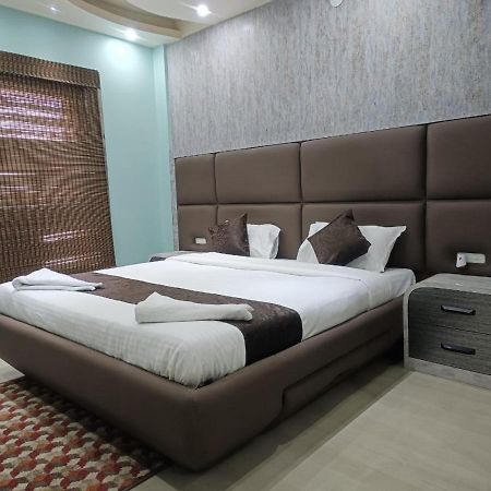Green Heaven Shree Hotel Puri Ngoại thất bức ảnh