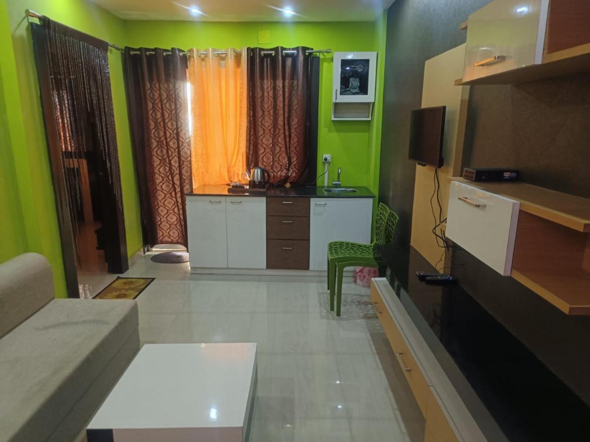 Green Heaven Shree Hotel Puri Ngoại thất bức ảnh