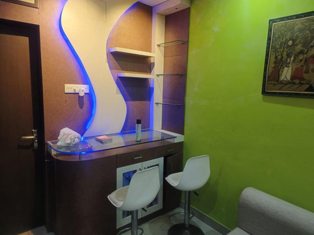 Green Heaven Shree Hotel Puri Ngoại thất bức ảnh