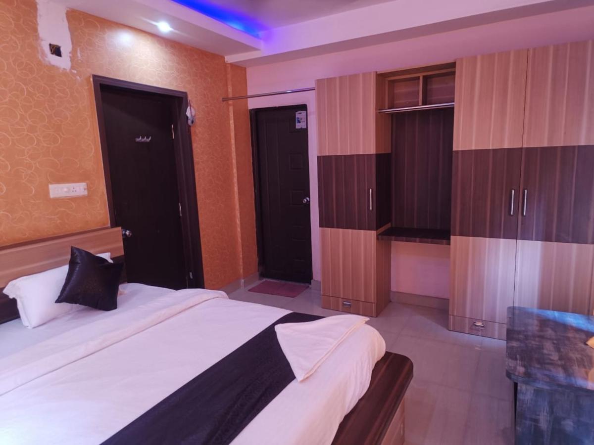 Green Heaven Shree Hotel Puri Ngoại thất bức ảnh
