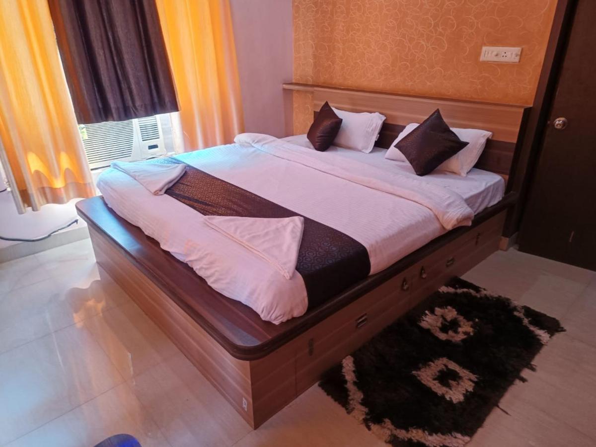 Green Heaven Shree Hotel Puri Ngoại thất bức ảnh